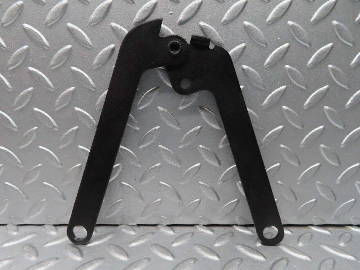 14489 Mercedes-Benz W116 350SE Bonnet Hinge Right Side