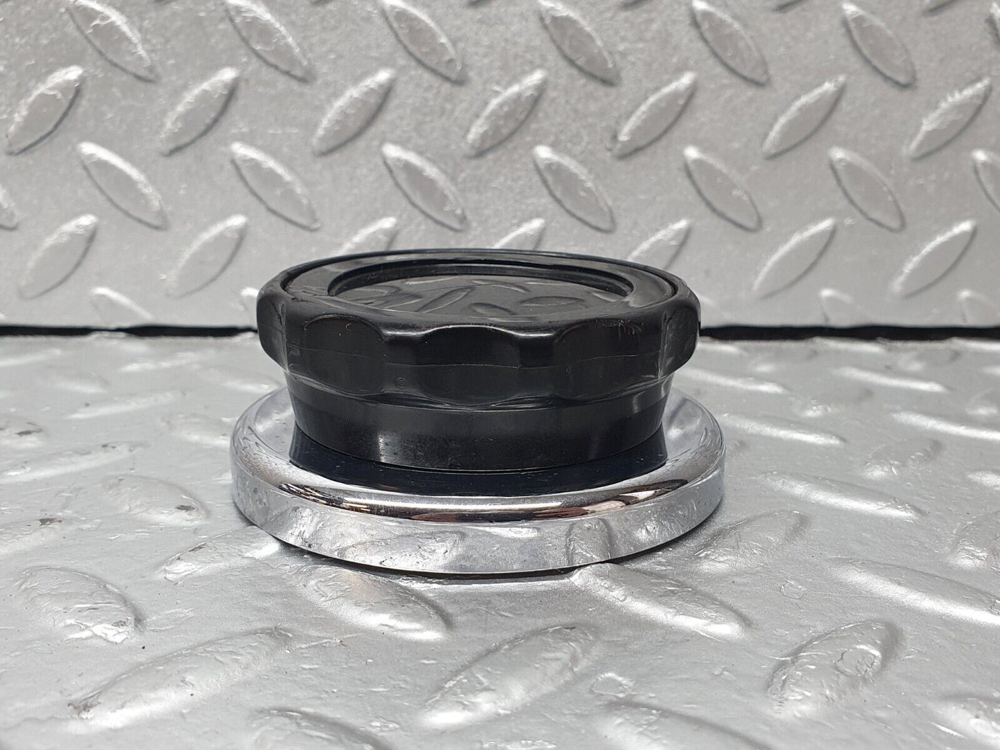 43002 Mercedes-Benz W108 280SE Seat Backrest Recline Handle Knob