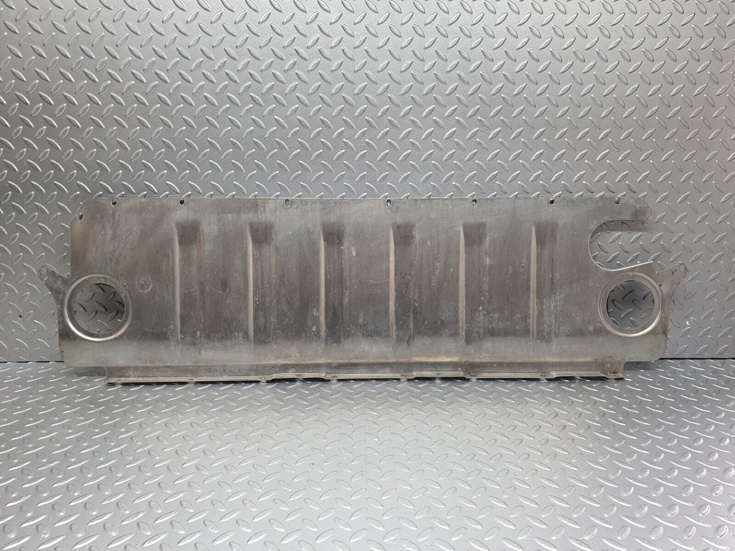 42229 Mercedes-Benz R129 320SL Coupe Fuel Tank Rear Cover