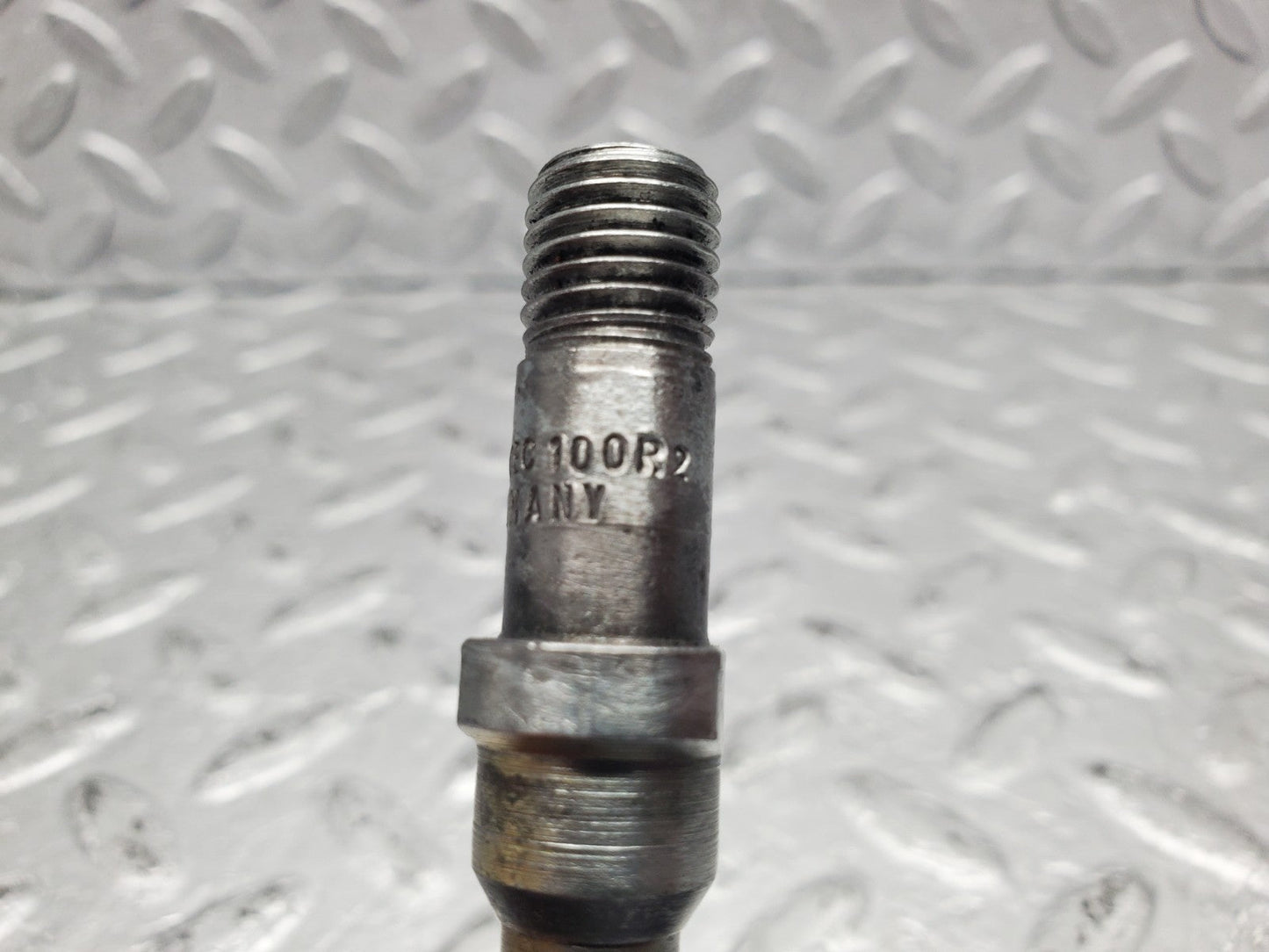 W112 fuel injector used OEM