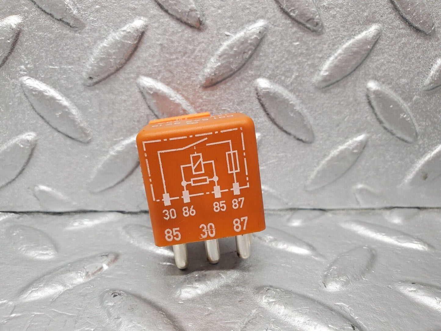 47003 Mercedes-Benz R129 320SL Coupe Overload Relay 0015429719