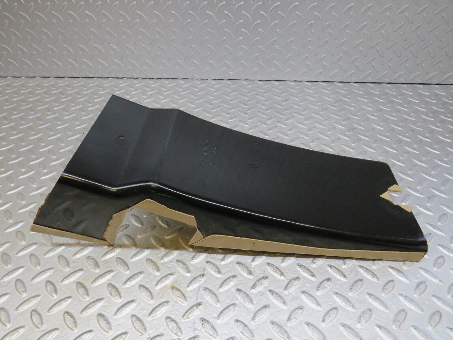 37051 Mercedes-Benz C126 420SEC Coupe Rear Armrest Cover Tray Beige 1269240123