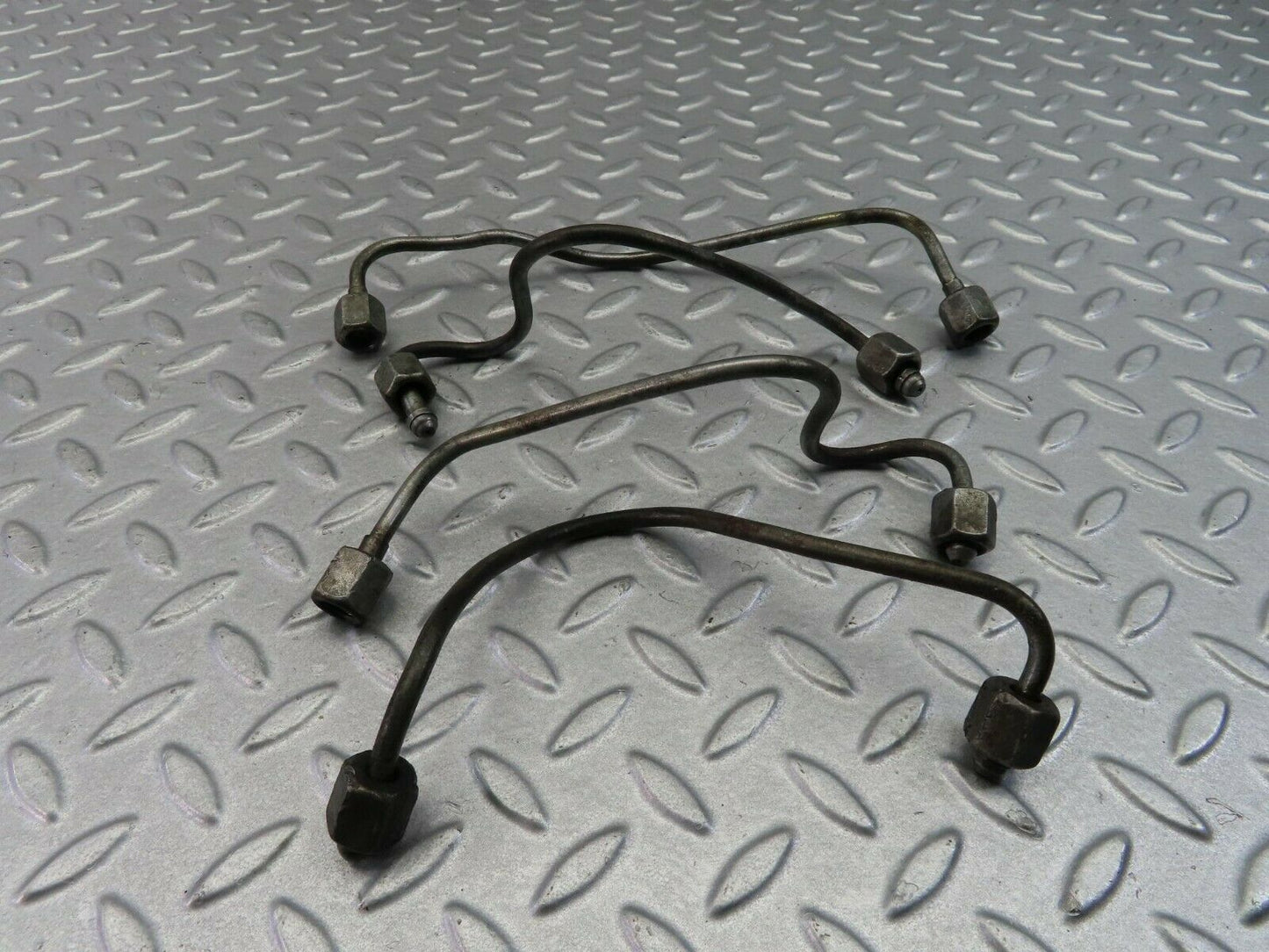 7977 Mercedes-Benz W115 220D Fuel Line Hose Set With Bracket