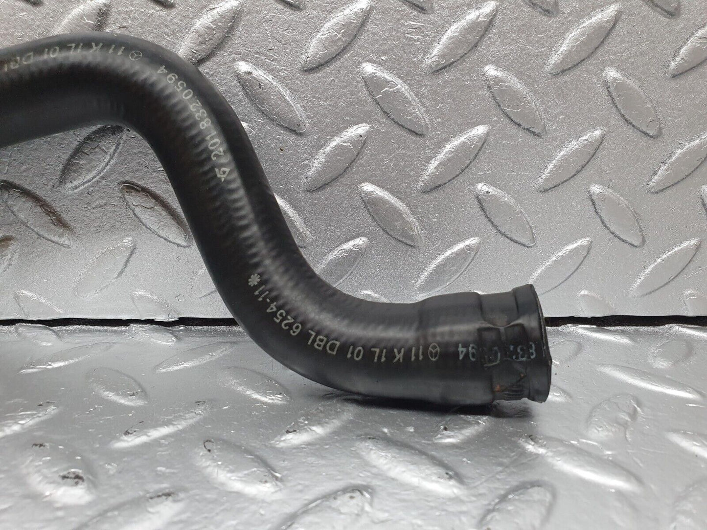 42918 Mercedes-Benz W201 190 Heater Hose Pipe 2018320594 1269971581