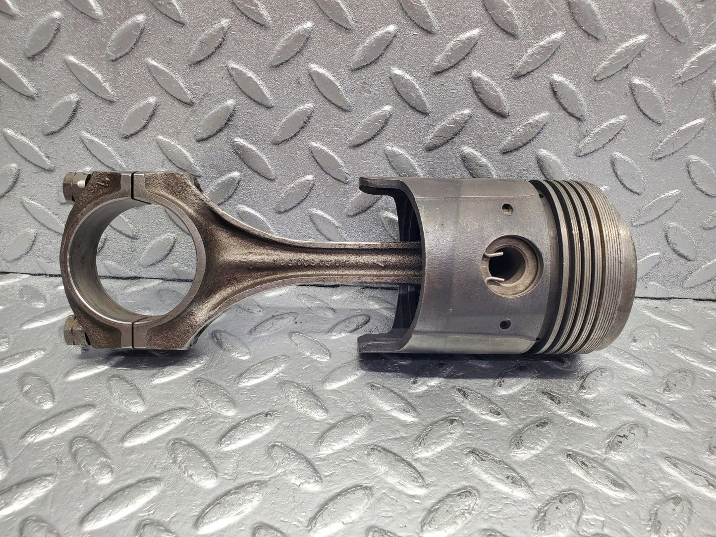 W112 piston with connecting rod used OEM