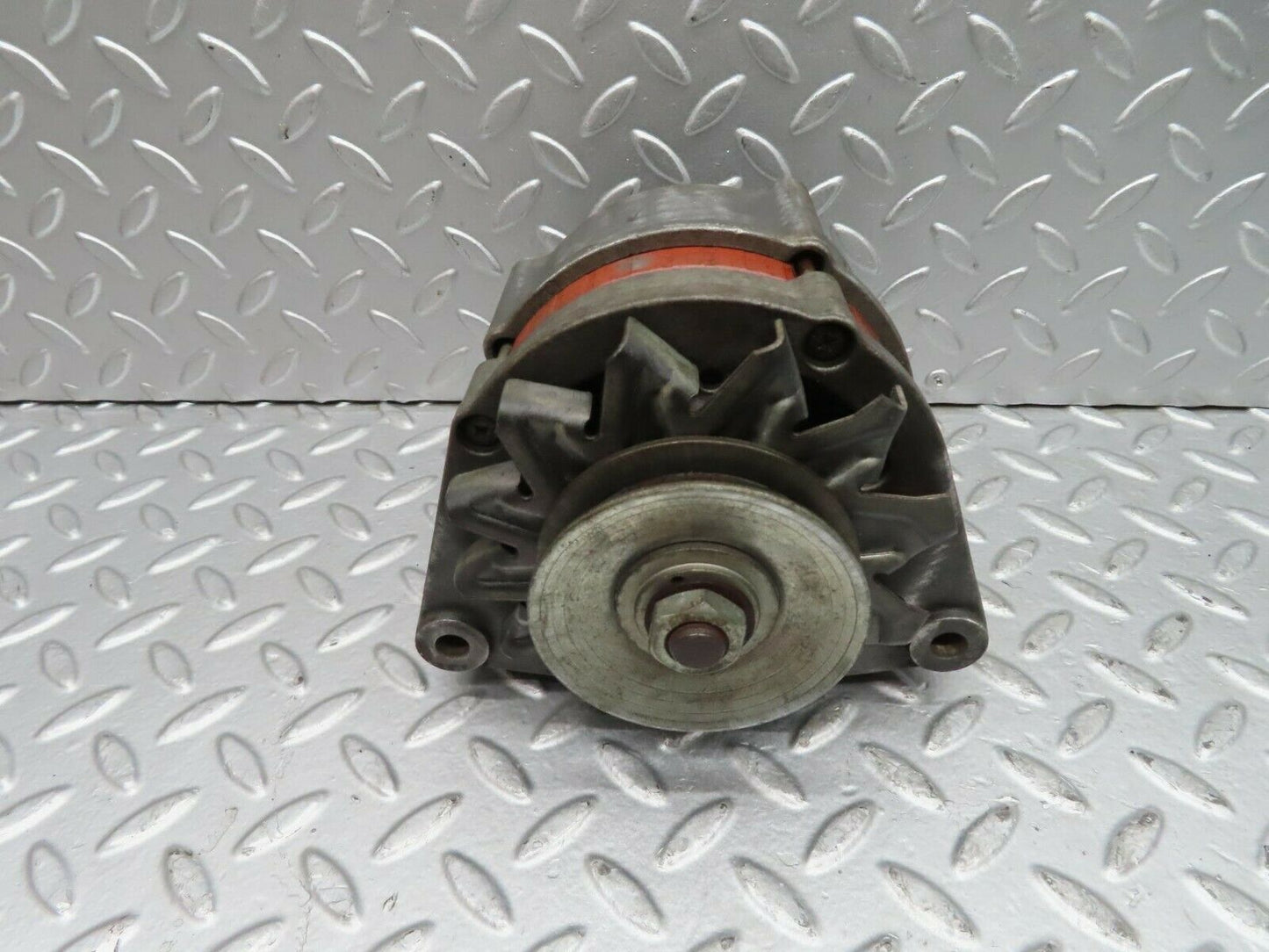 15281 Mercedes-Benz W123 230E Alternator Generator 0986031430