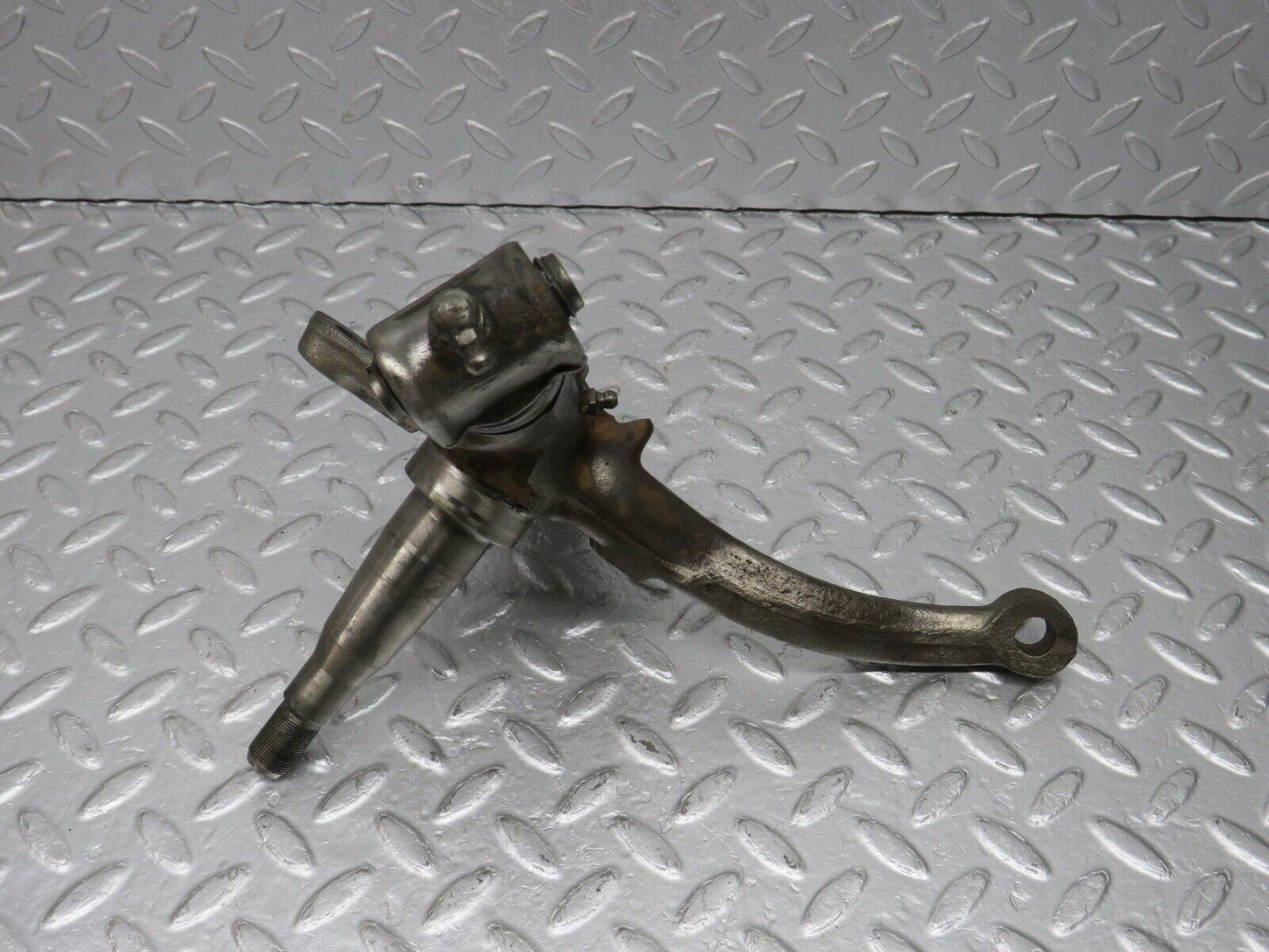 40395 Mercedes-Benz W110 230 Front Left Steering Knuckle