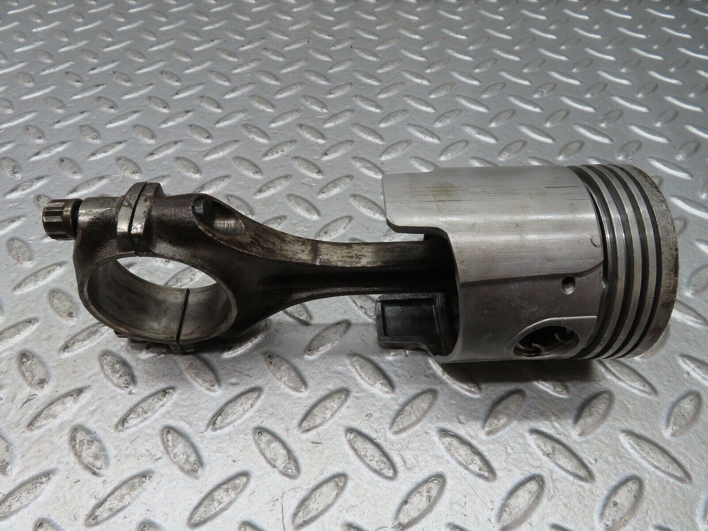 18970 Mercedes-Benz W121 190b Ponton Piston With Connecting Rod 84.97 mm