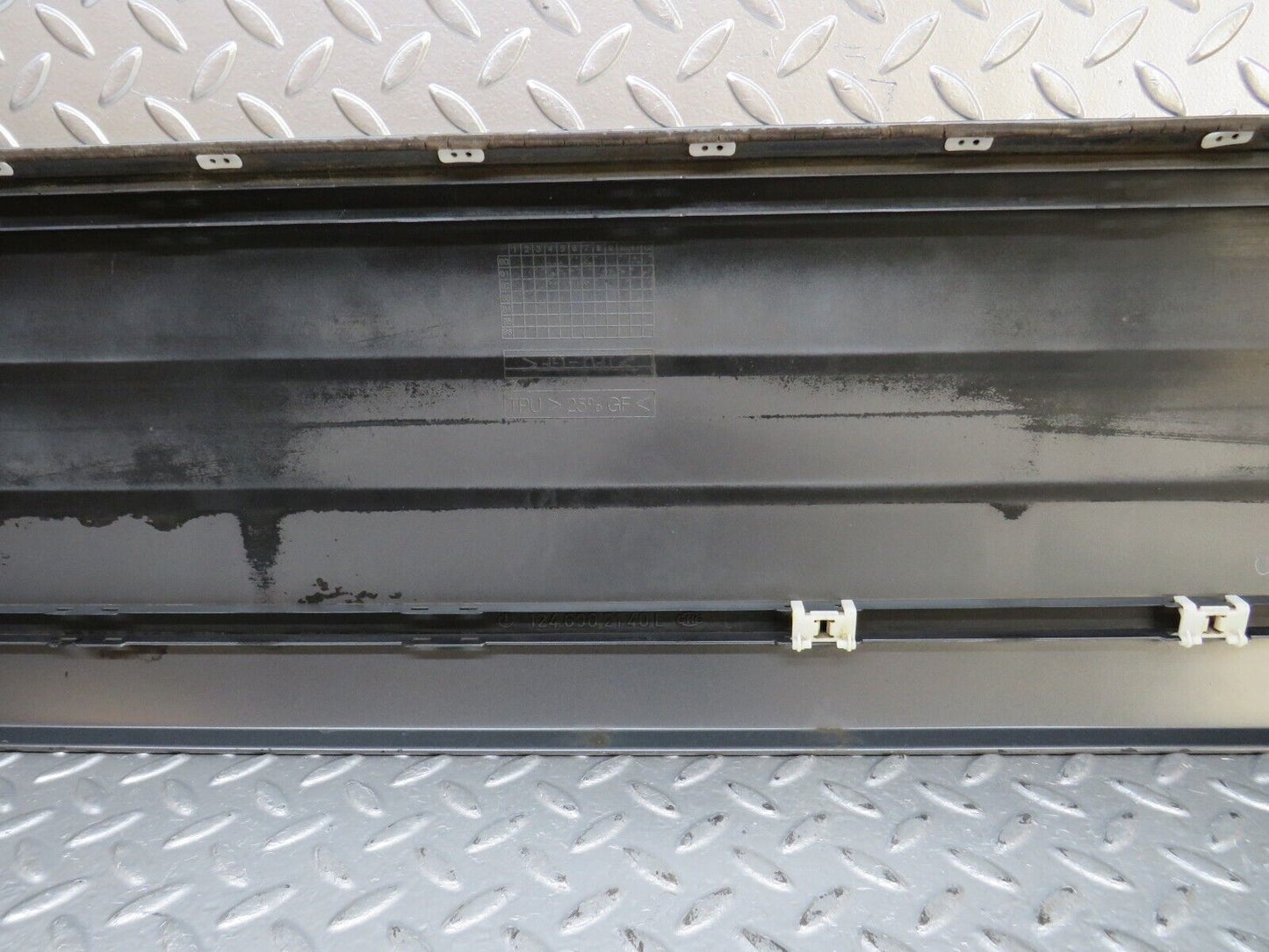 26469 Mercedes-Benz C124 220CE Coupe Left Door Moulding Trim 1246902140