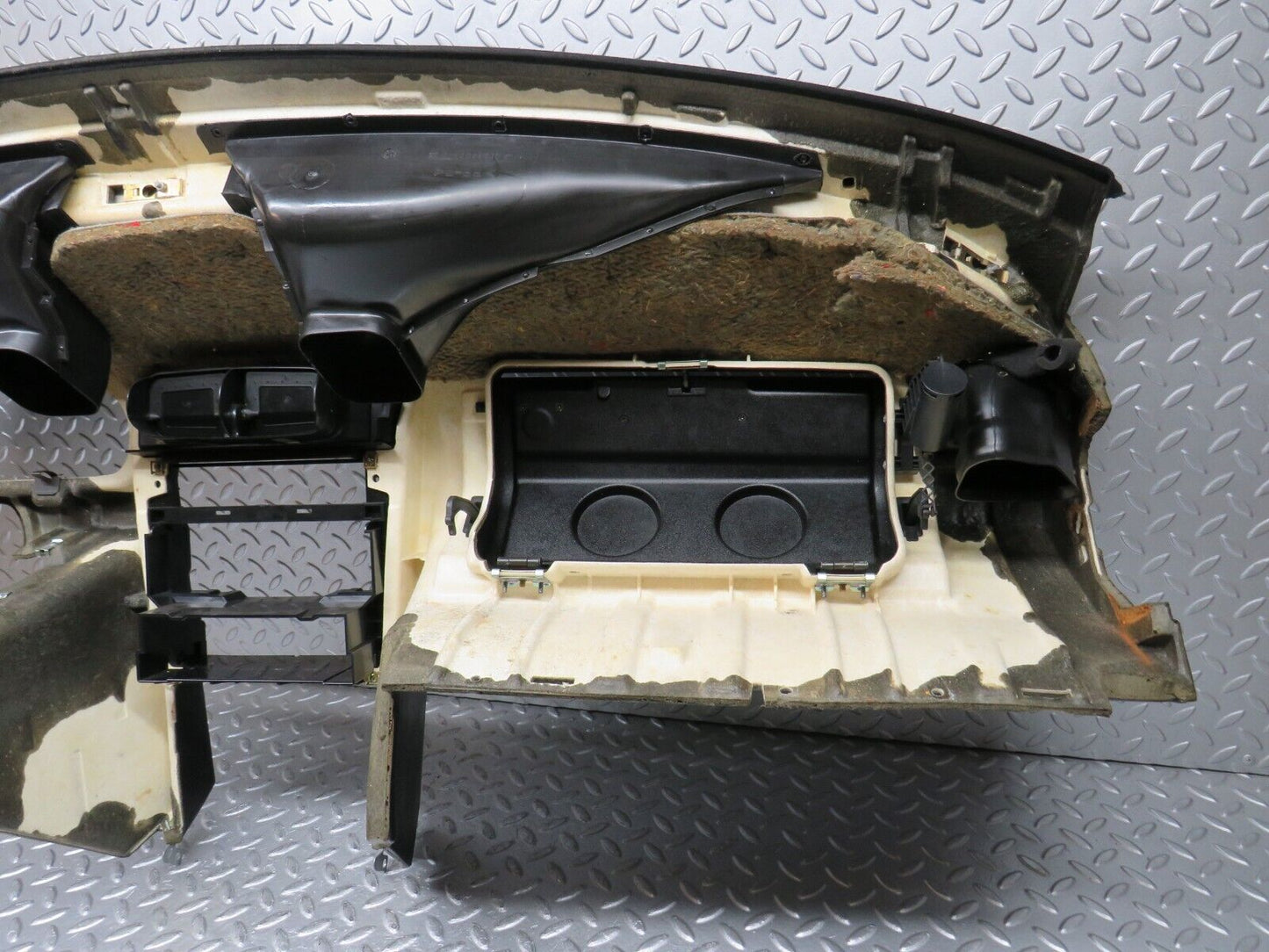33342 Mercedes-Benz W202 C180 Dashboard Black 2026801987