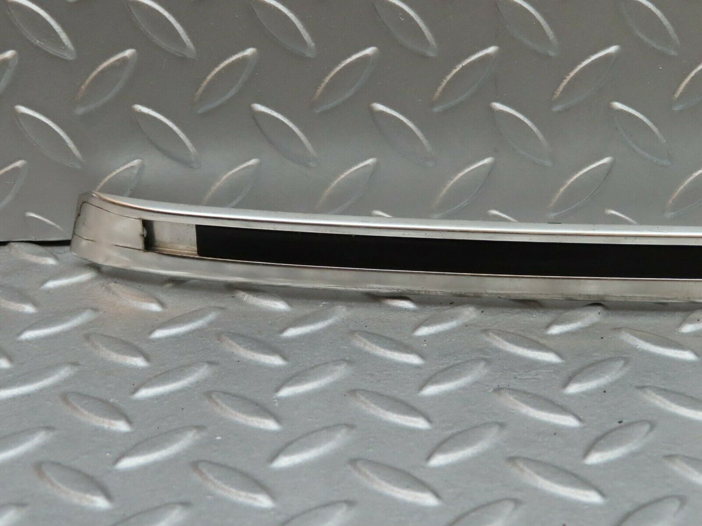 4653 Mercedes-Benz W114 280CE Coupe Right Side Roof Rack Rail