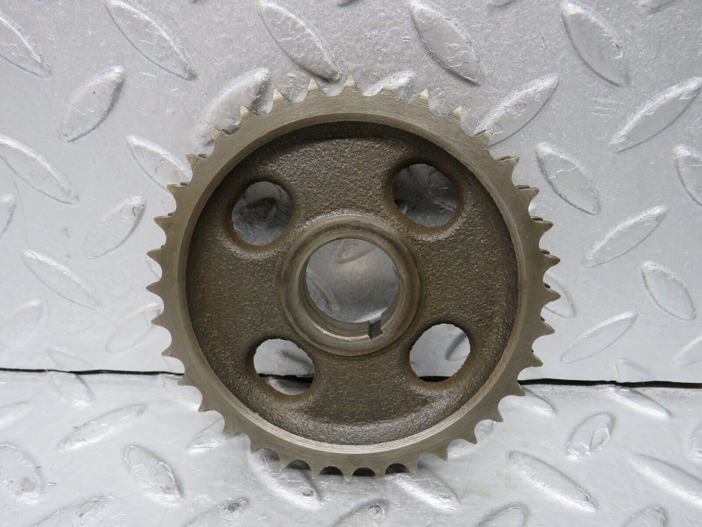 37136 Mercedes-Benz C126 420SEC Coupe Camshaft Timing Gear 1160520601