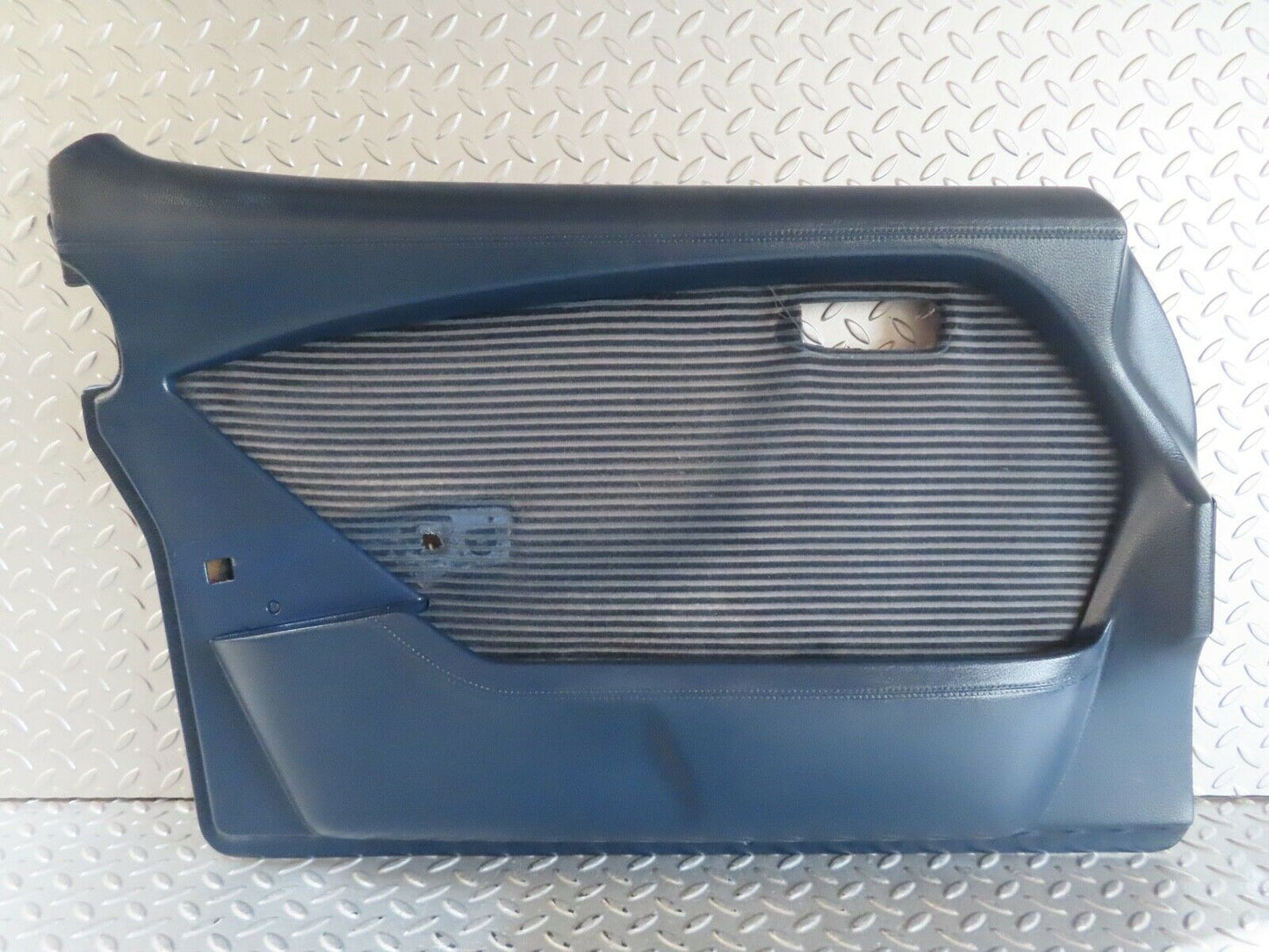 17739 Mercedes-Benz W116 450SEL Front Left Door Card Blue