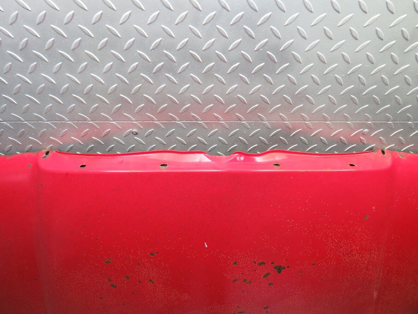 28005 Mercedes-Benz W123 280E Bonnet