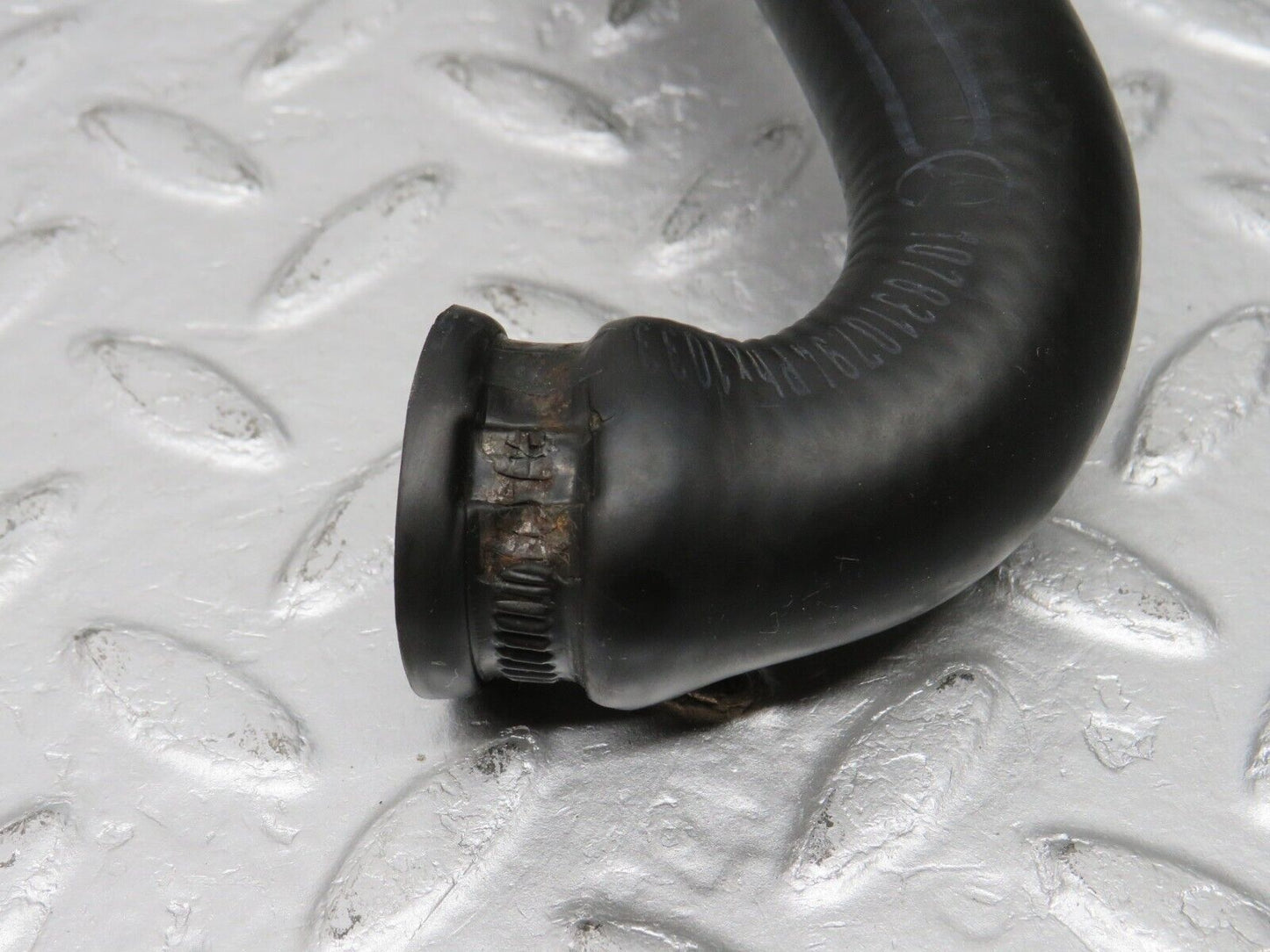 39209 Mercedes-Benz R107 500SL Heater Radiator Hose Pipe 1078310794