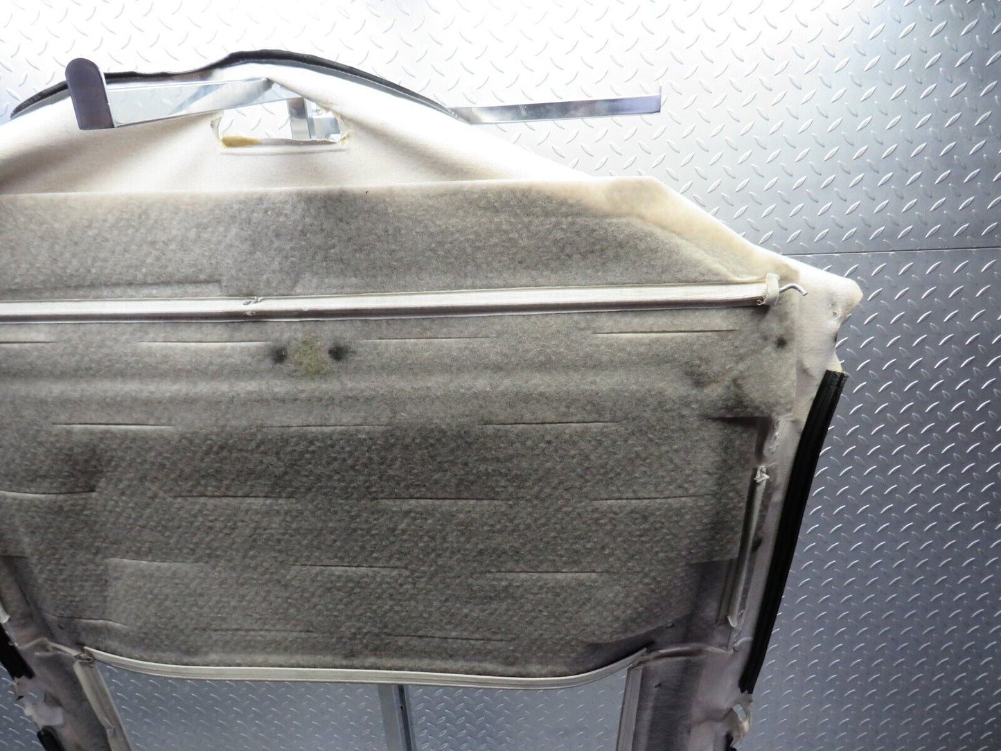 39063 Mercedes-Benz W201 190E Roof Headlining Beige