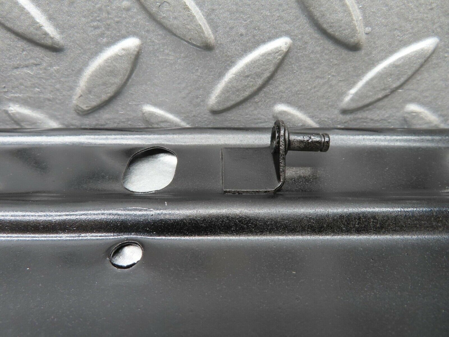 13431 Mercedes-Benz W111 220S Air Vent Door