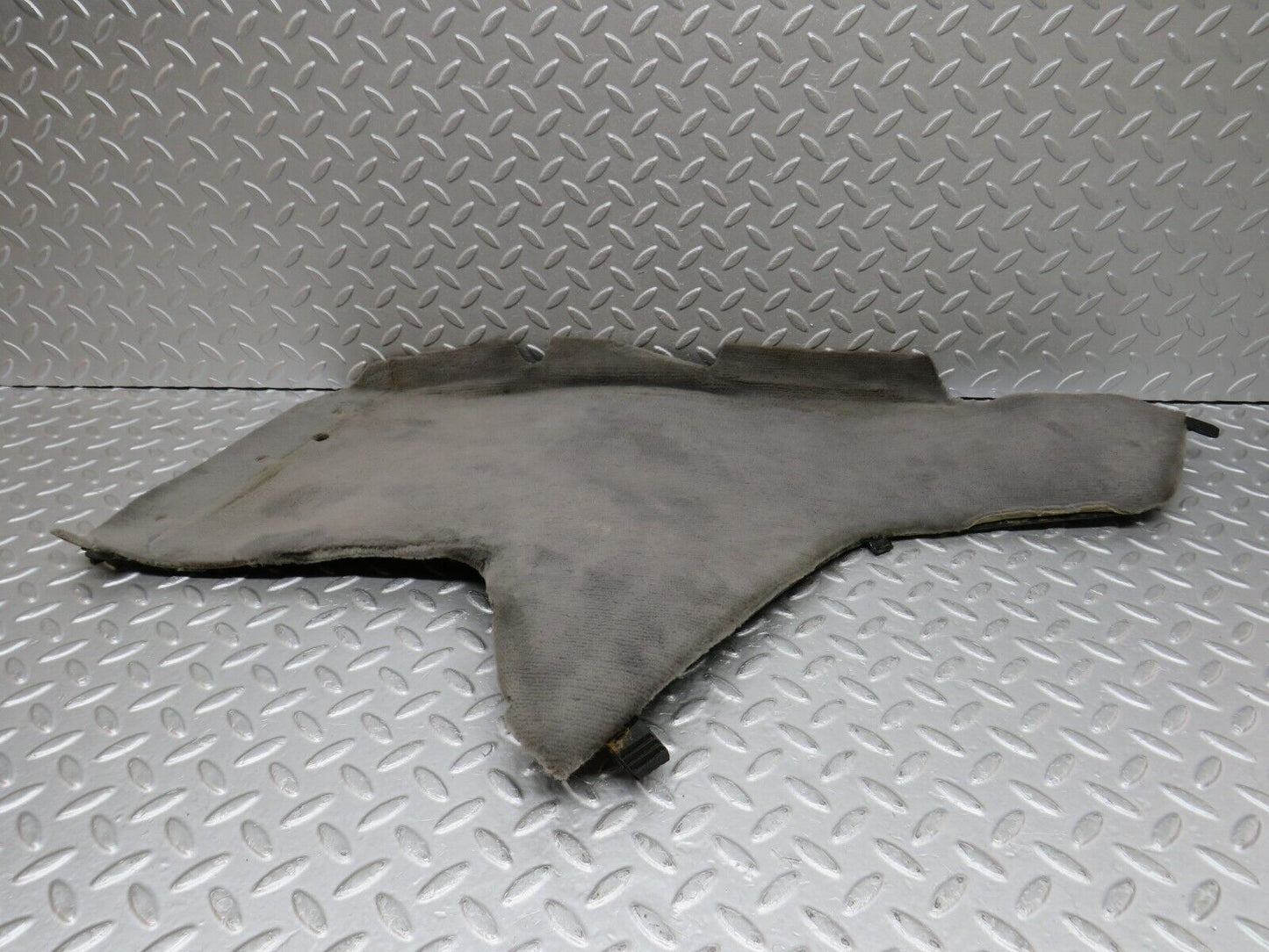 36232 Mercedes-Benz W126 420SE Centre Console Carpet Right Grey 1266831225