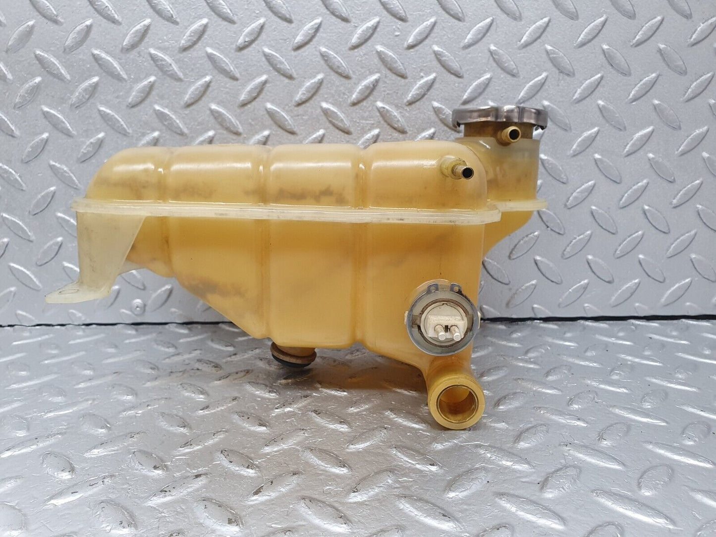 41618 Mercedes-Benz W124 200E Coolant Reservoir Tank 1245000649 1245000306