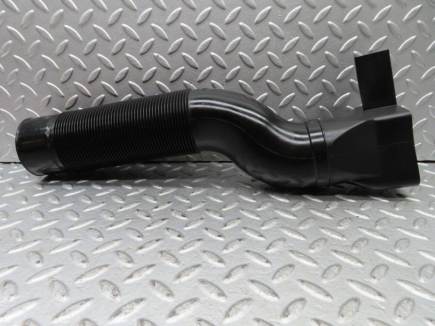 19306 Mercedes-Benz C140 CL420 Coupe Air Intake Hose Right Side 1190947582