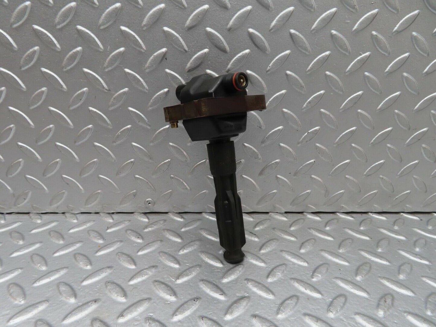 15052 Mercedes-Benz W140 S320 Ignition Coil Bosch 0001587003