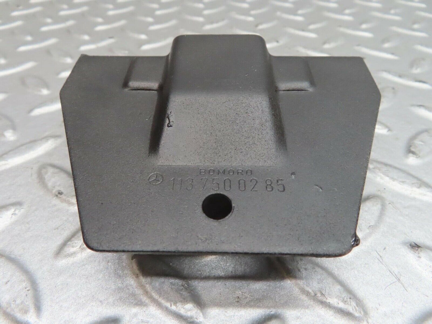 13899 Mercedes-Benz C107 280SLC Trunk Boot Lock Latch 1137500285