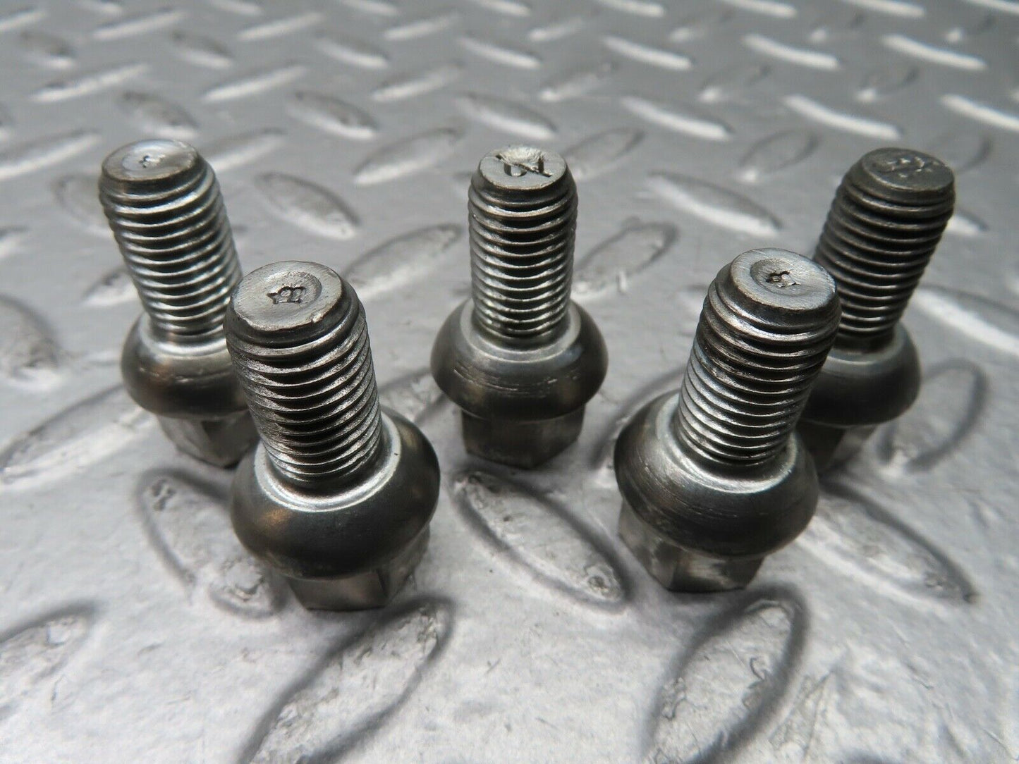 21639 Mercedes-Benz 5x Steel Wheel Lug Bolt M12x1.5