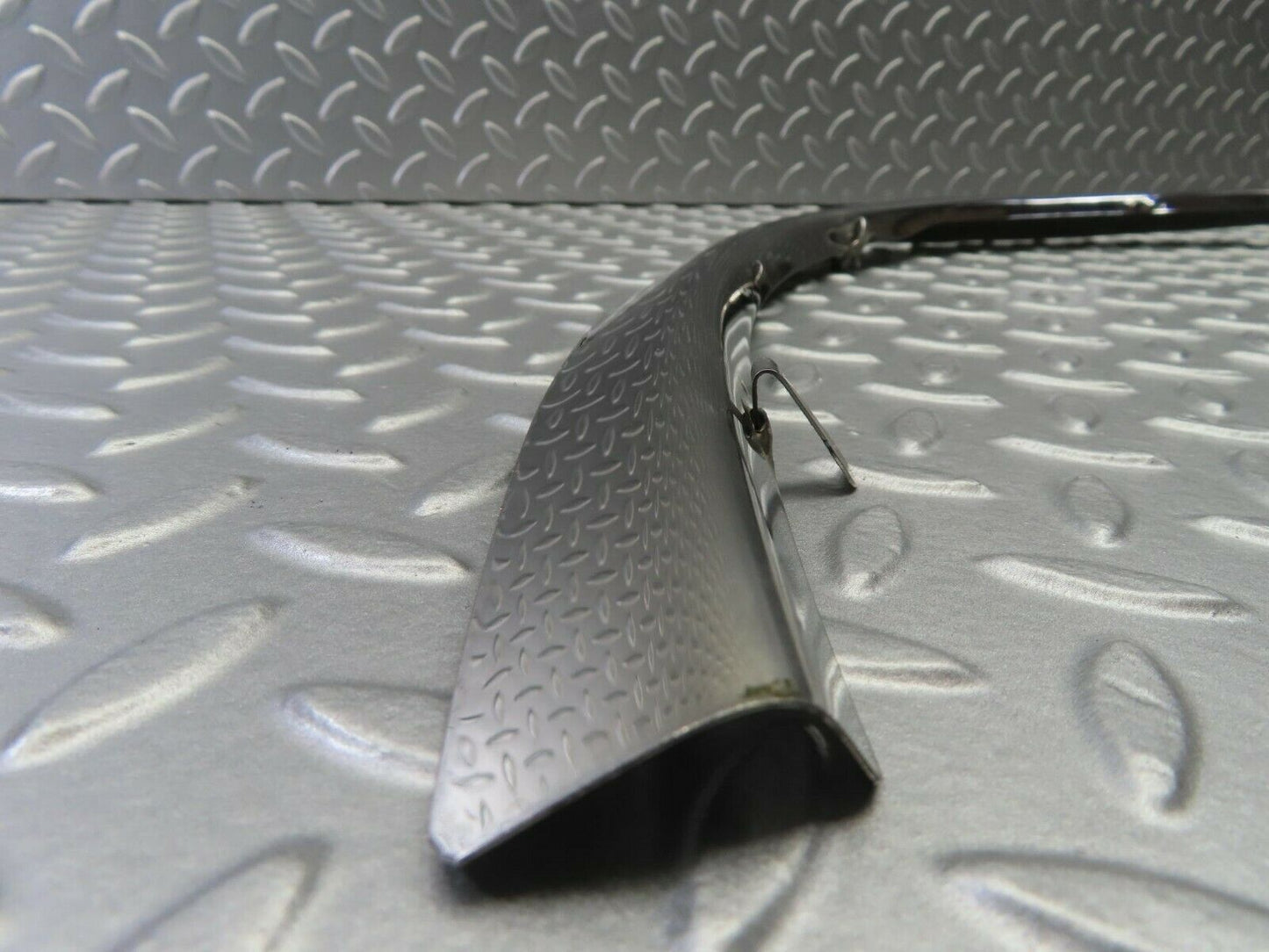 10027 Mercedes-Benz C123 230CE Coupe Wheel Arch Chrome Fender Wing Trim Front Right