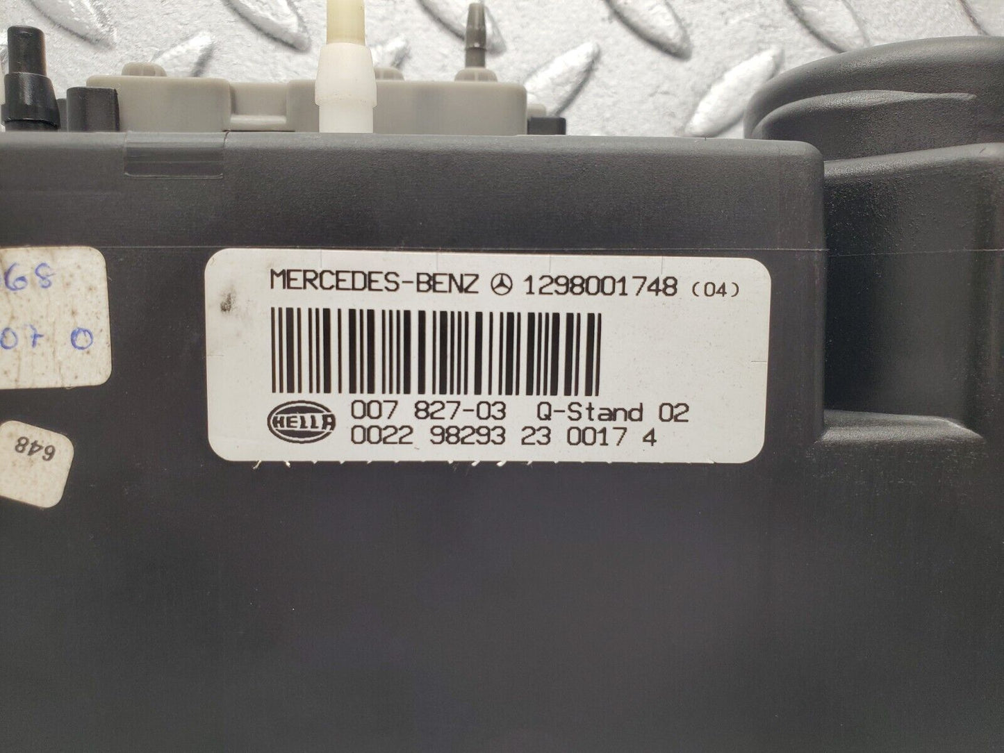 46948 Mercedes-Benz R129 320SL Coupe Central Locking Vacuum Pump Hella 1298001748
