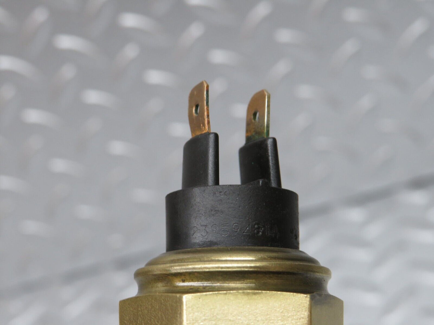 29975 Porsche 924 Radiator Fan Temperature Switch 323959481