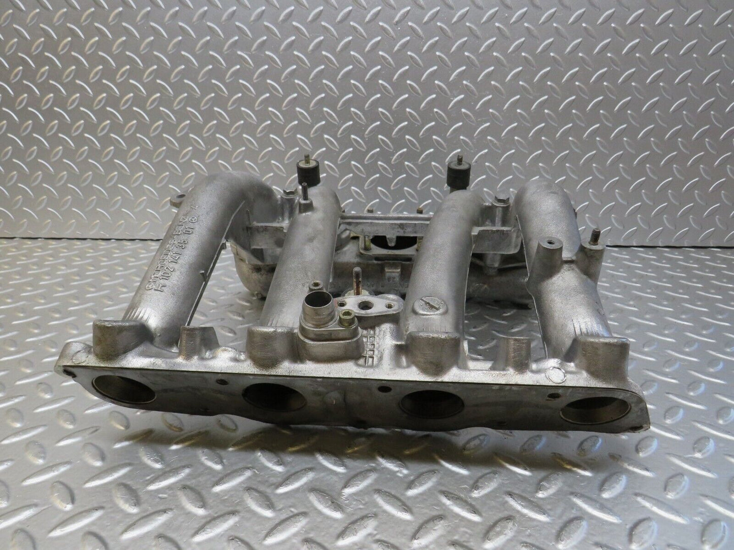 25713 Mercedes-Benz W201 Air Intake Manifold 1021413501