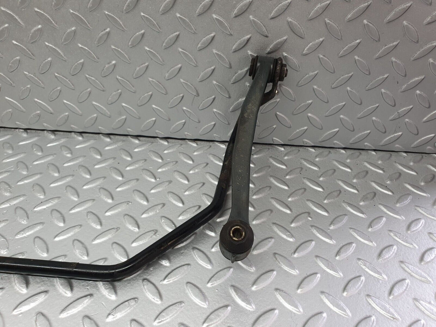 41569 Mercedes-Benz W124 200E Anti Roll Bar Rear Axle 1243261565 1243260116