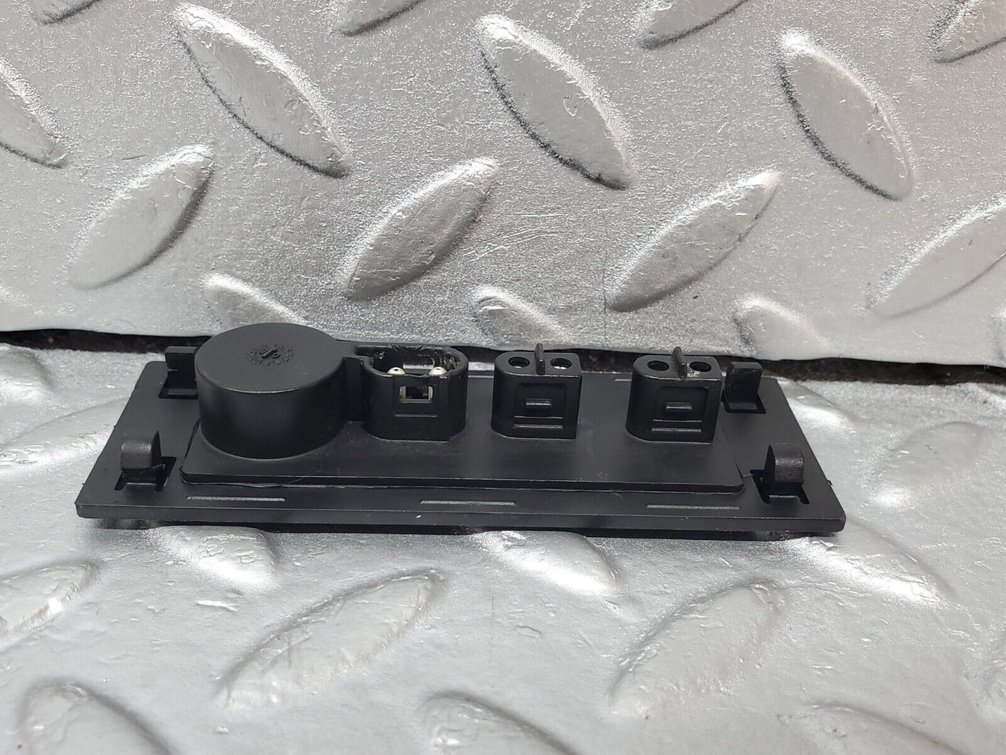 45312 Mercedes-Benz R129 300SL Coupe Windscreen Washer Nozzle Connector 1268201111