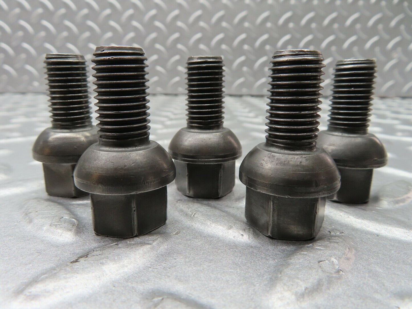 20536 Mercedes-Benz 5x Alloy Wheel Lug Bolt M12x1.5