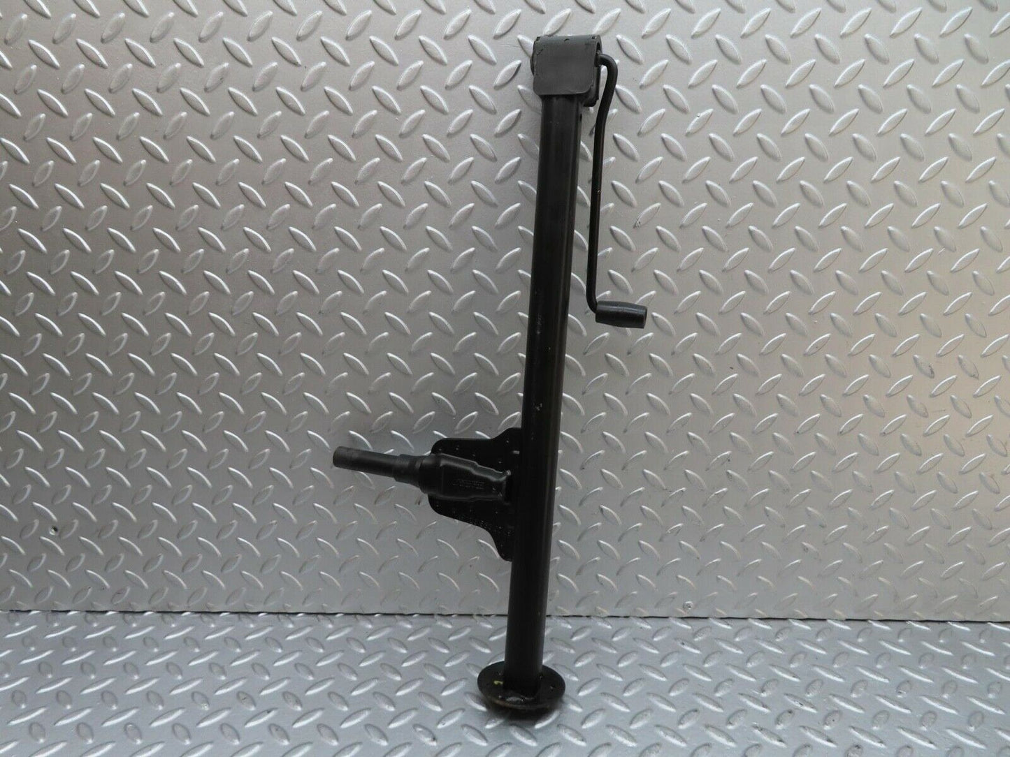 15452 Mercedes-Benz W123 230E Car Jack 1235830715