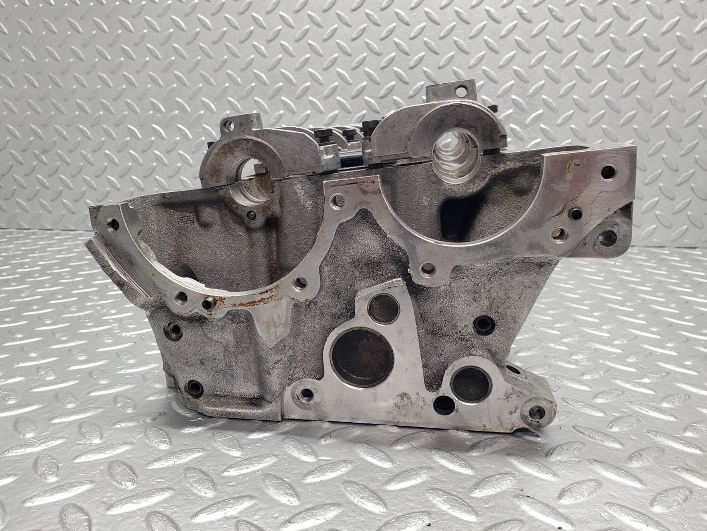W140 cylinder head left side used OEM