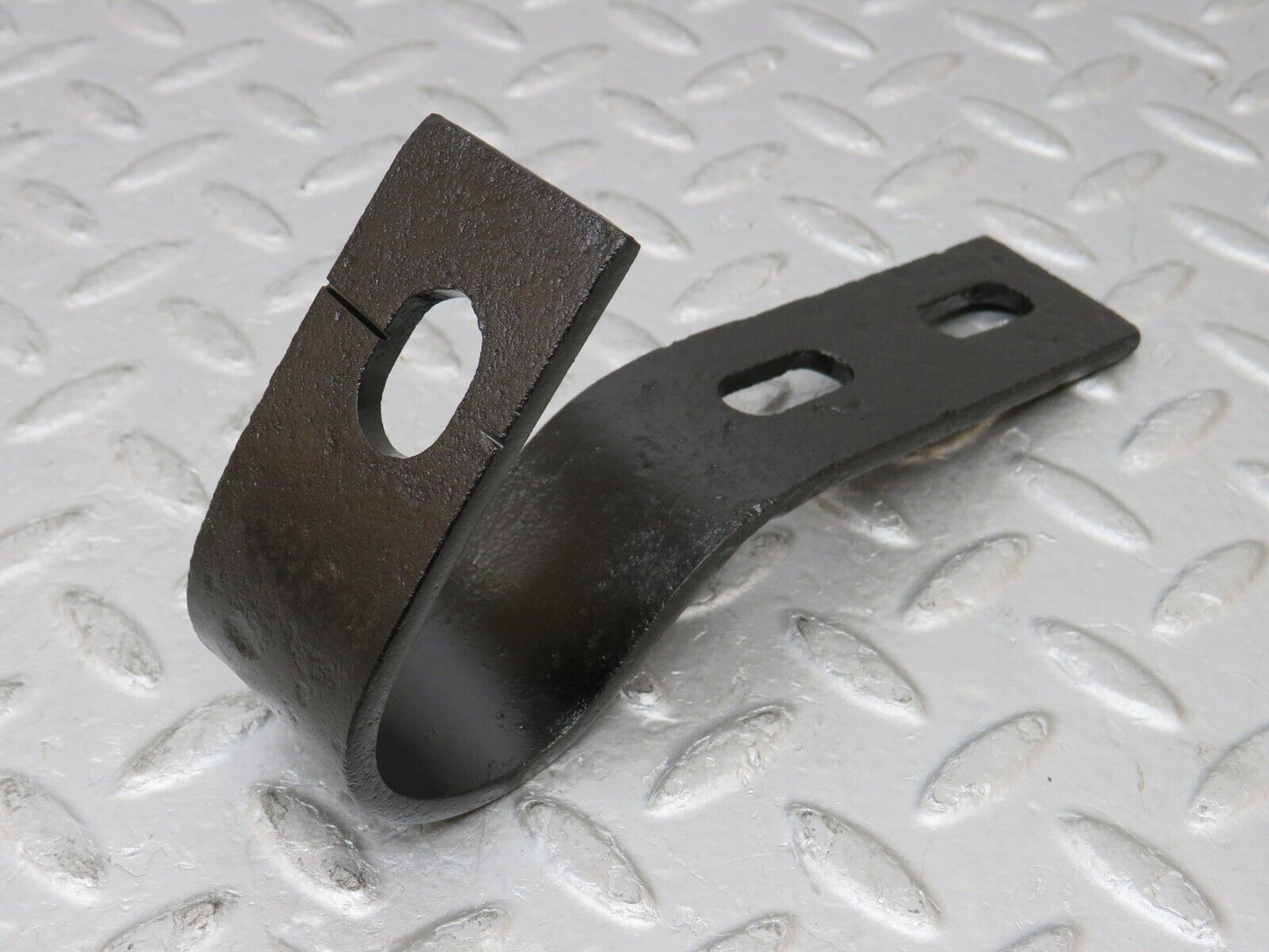 35709 Mercedes-Benz W108 Front Bumper Bracket Left Side