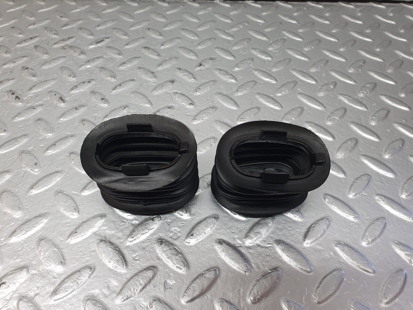 42509 Mercedes-Benz R129 320SL Coupe Door Wire Protector Rubber  1248210197