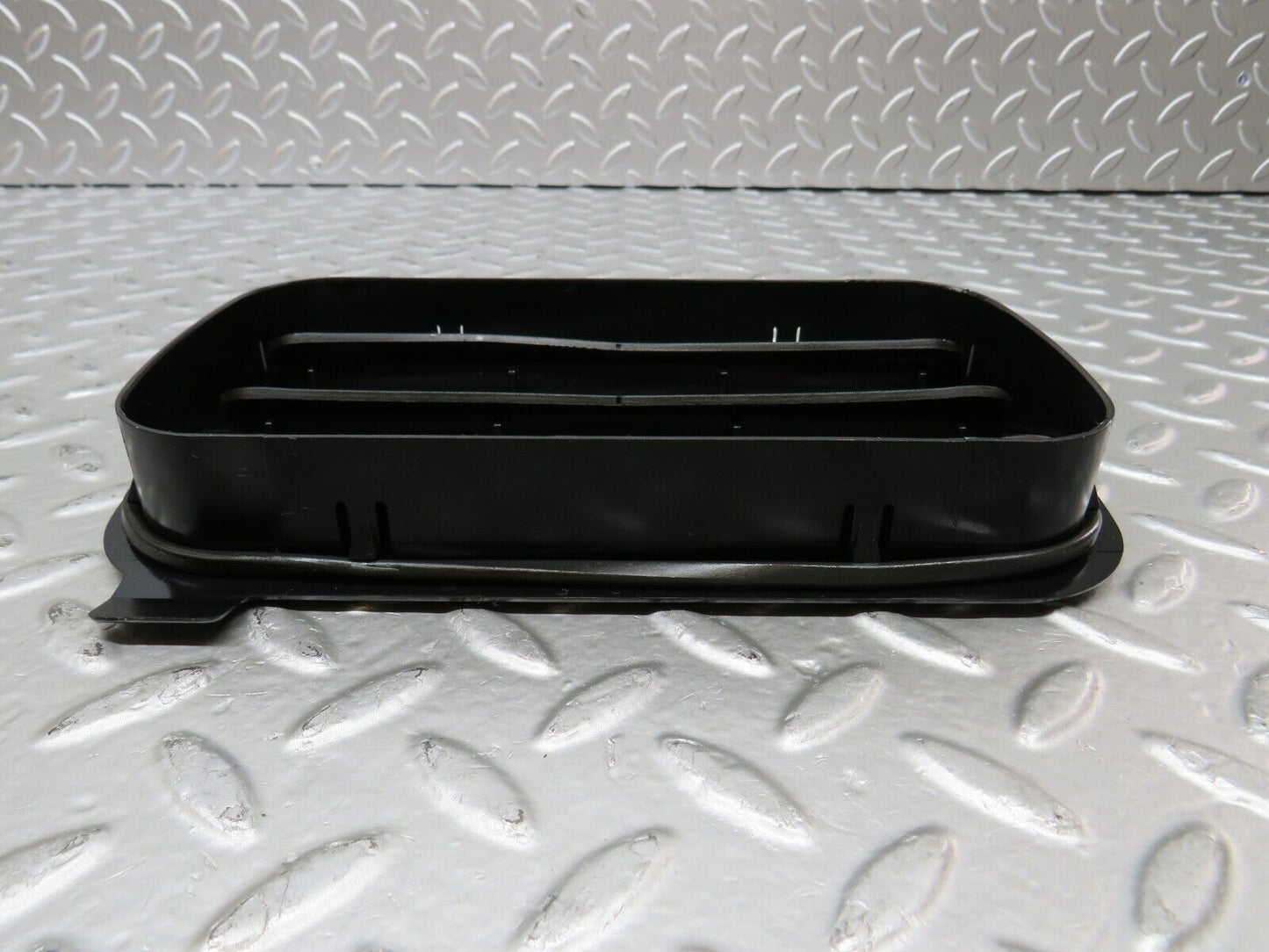 26384 Mercedes-Benz C124 220CE Rear Air Intake Vent Right