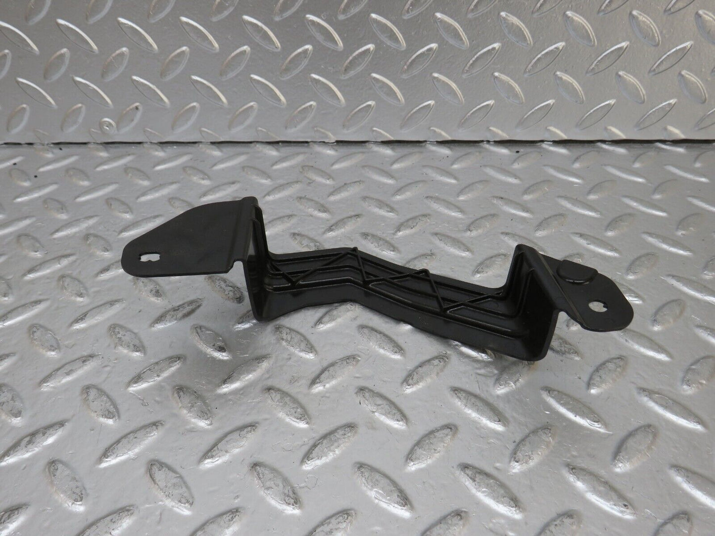 25037 Mercedes-Benz W140 S320 Door Speaker Bracket Right 1408270216