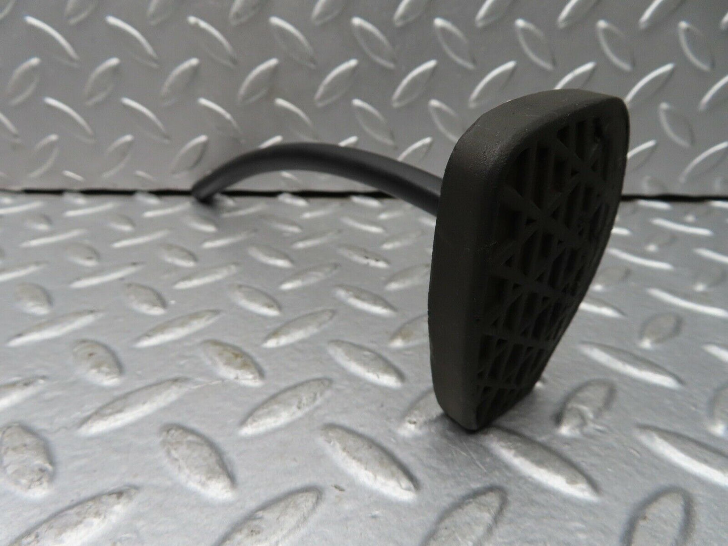 18922 Mercedes-Benz W121 190b Ponton Clutch Pedal With Rubber