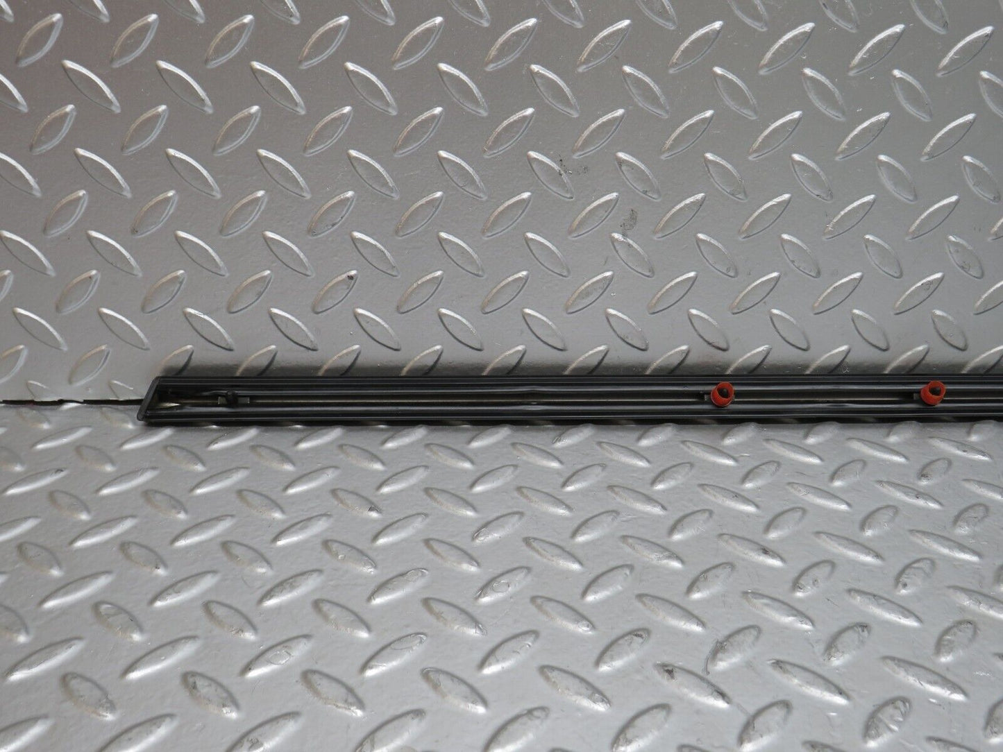 28239 Mercedes-Benz S123 240D Wagon Rear Right Door Centre Moulding Trim