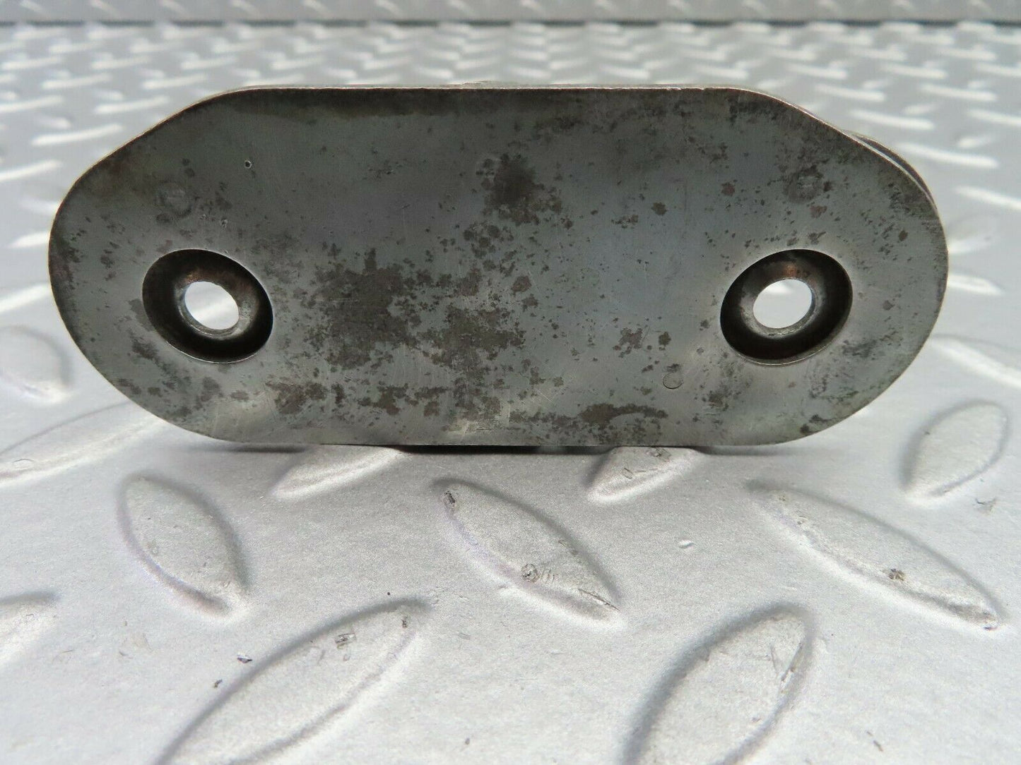 7187 Mercedes-Benz C107 350SLC Coupe Boot Latch Lock