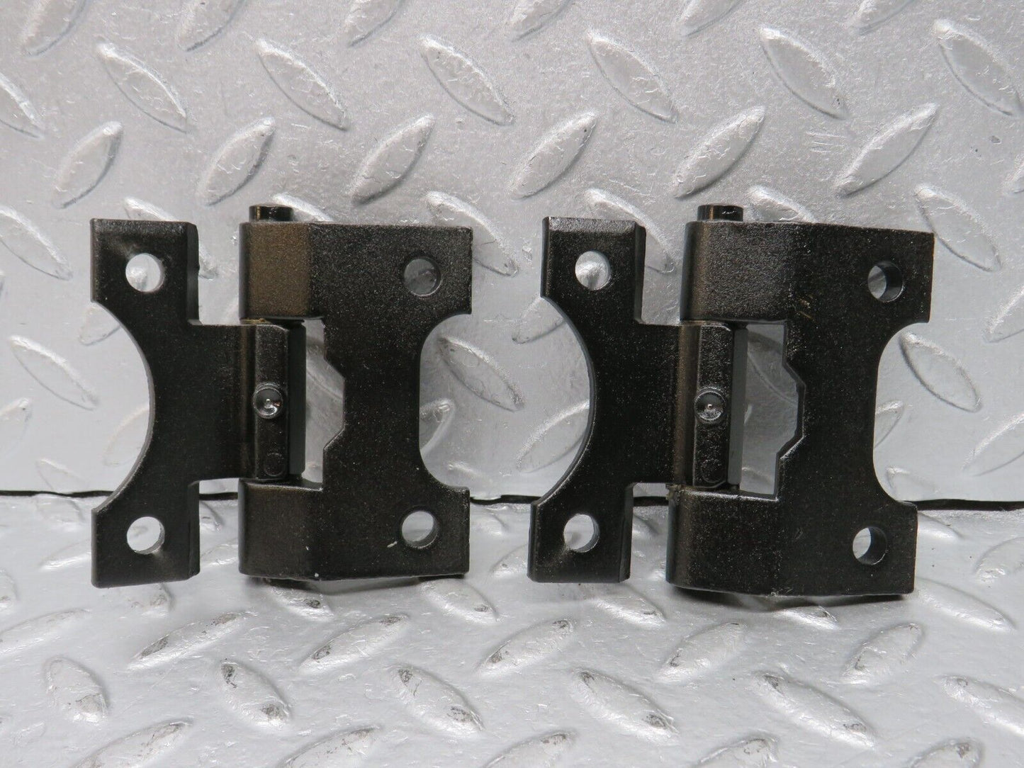39235 Mercedes-Benz R107 500SL Door Hinge Left Side