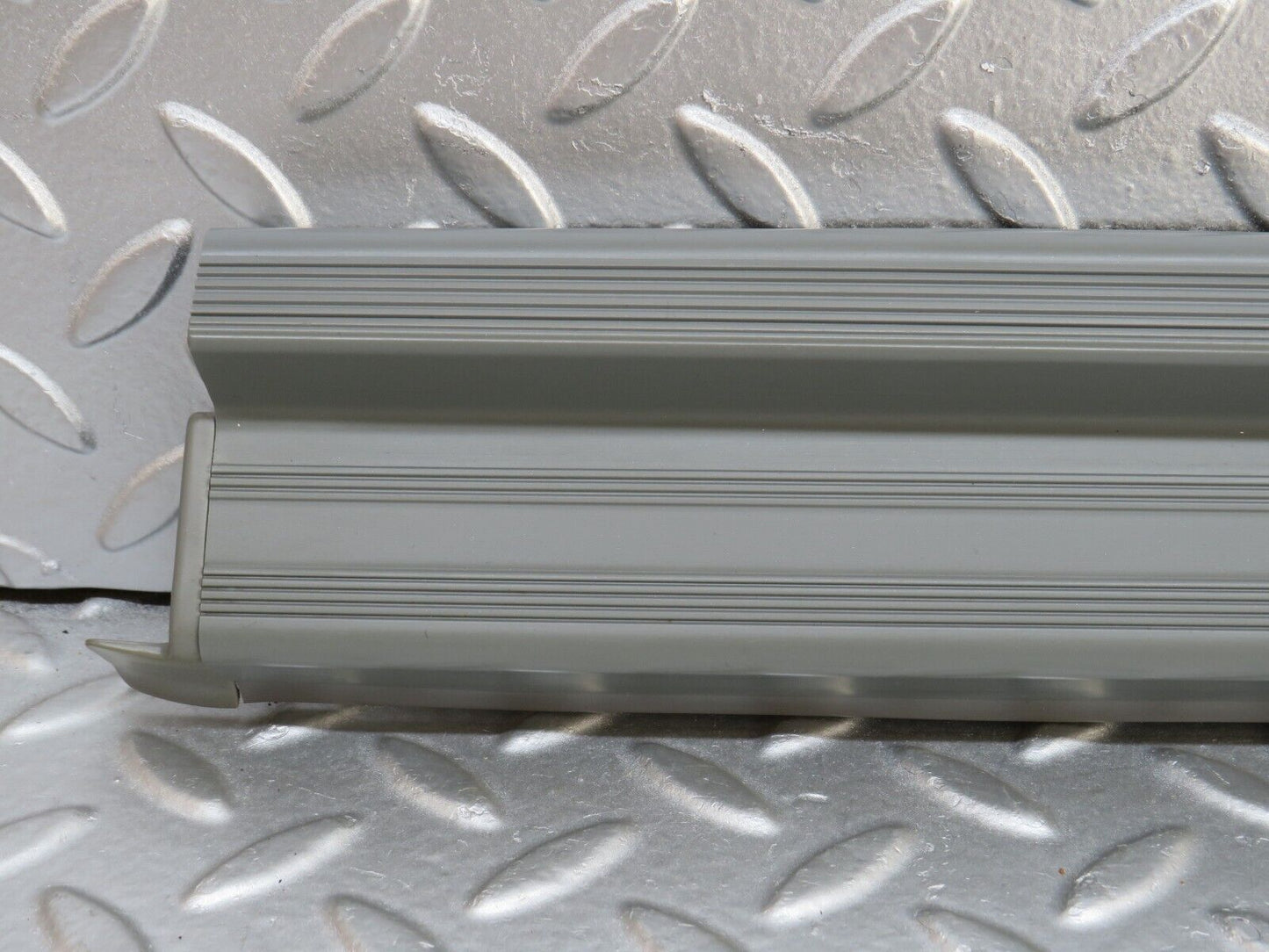 33589 Mercedes-Benz W201 190E 2.0L Front Right Door Sill Trim Grey