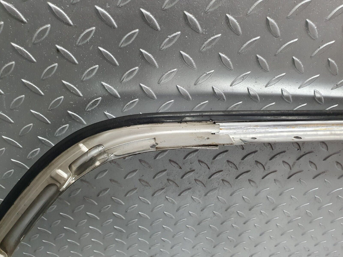 44199 Mercedes-Benz C123 230CE Coupe Roof Chrome Moulding Trim Left Side