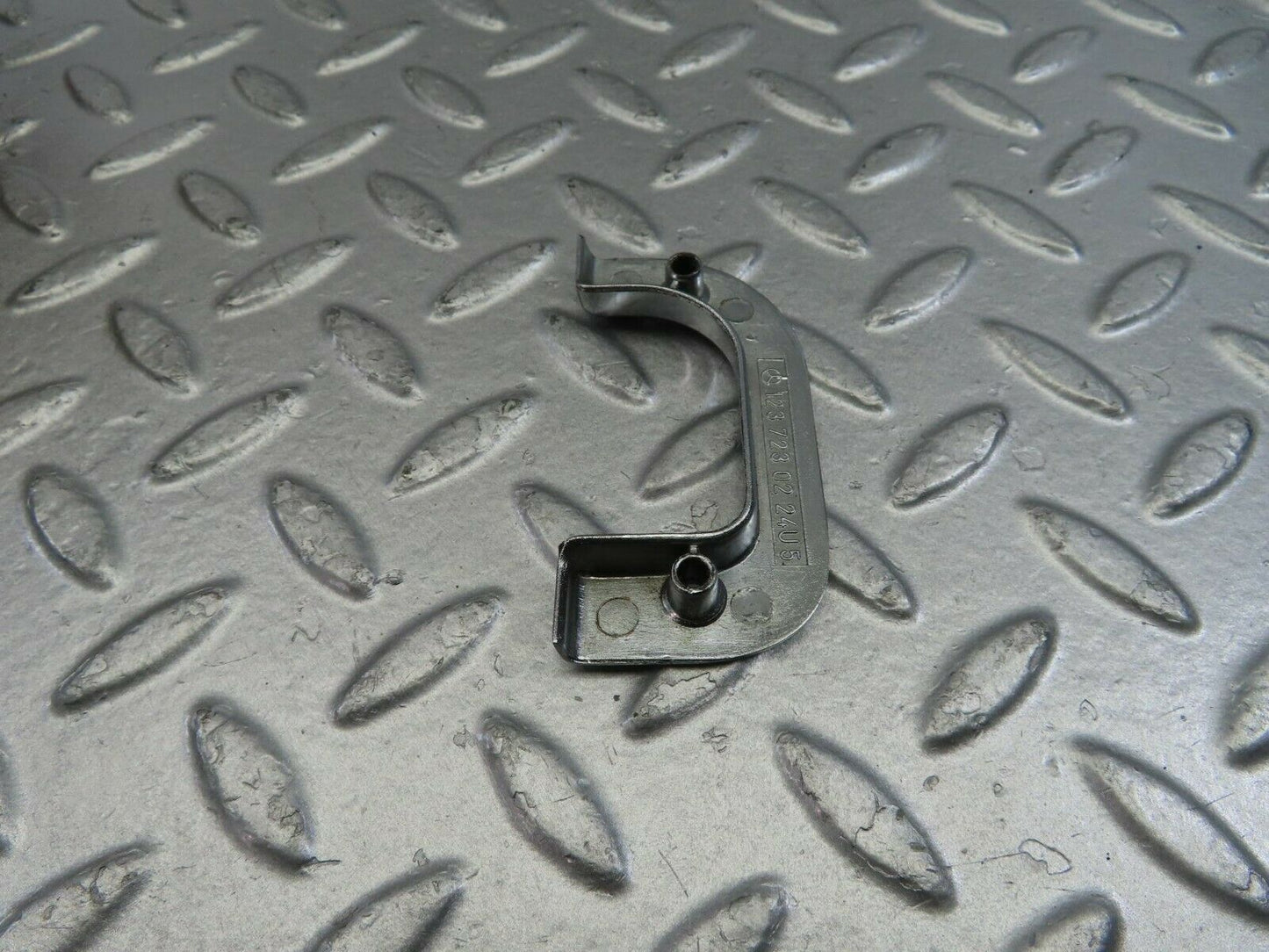 10828 Mercedes-Benz W123 230E Right Interior Chrome Door Latch Trim 1237230224