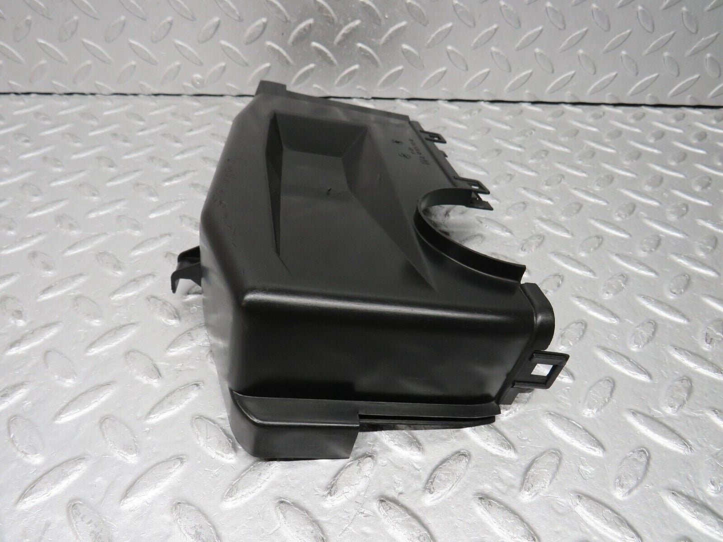 37776 Mercedes-Benz A124 320E Cabriolet Air Intake Housing Cover 1245280610