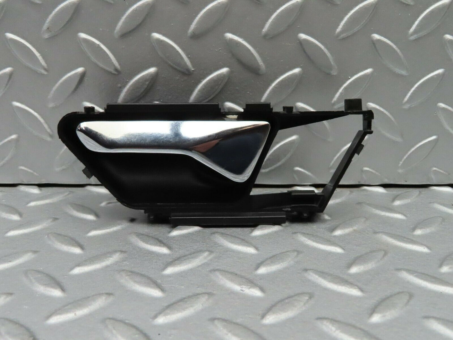 5257 Mercedes-Benz W124 230E Front Left Interior Door Handle 1247600161