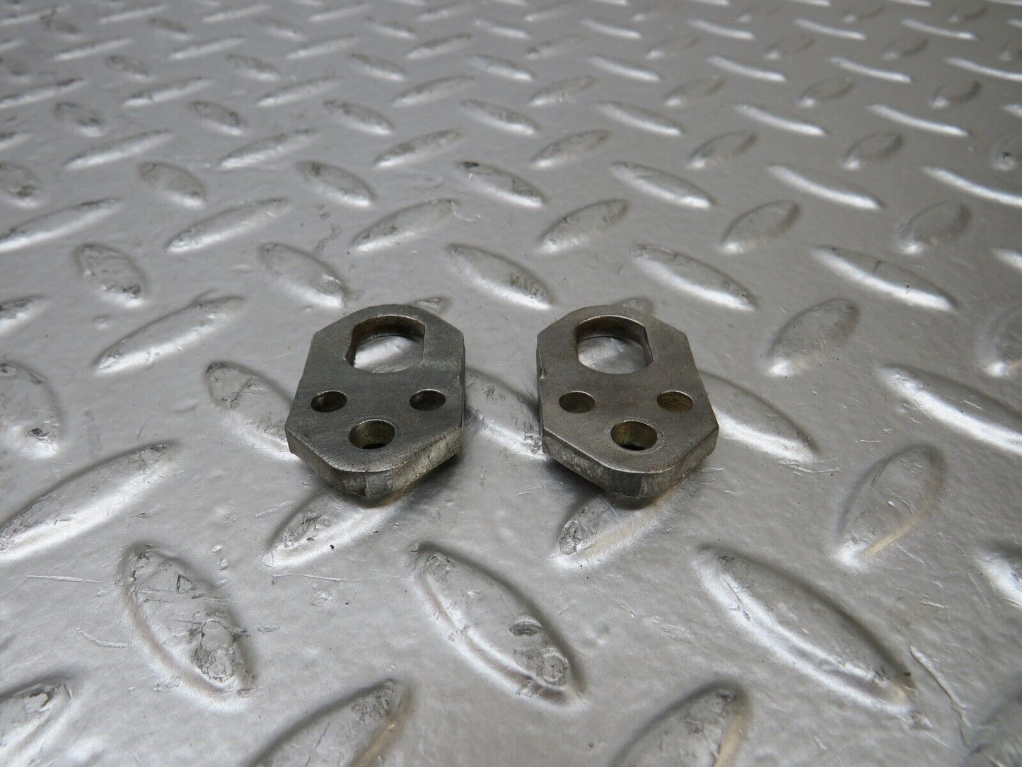 26259 Mercedes-Benz W116 450SE Fuel Injector Bracket 2 pcs